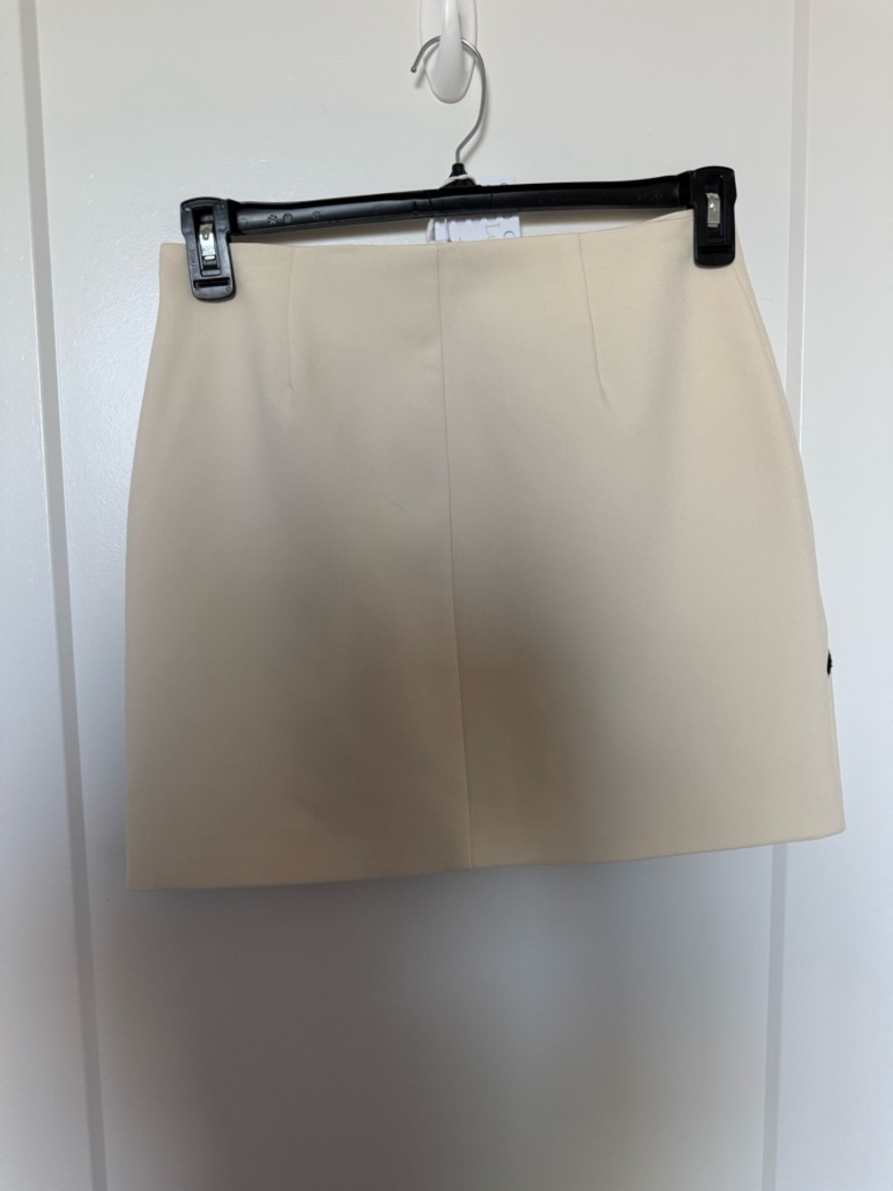 AX Paris Cream Mini Skirt with Black Circle Motif - Picture 2 of 3